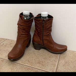 Naot Modesto Mid Calf Boot, Women’s Size 37